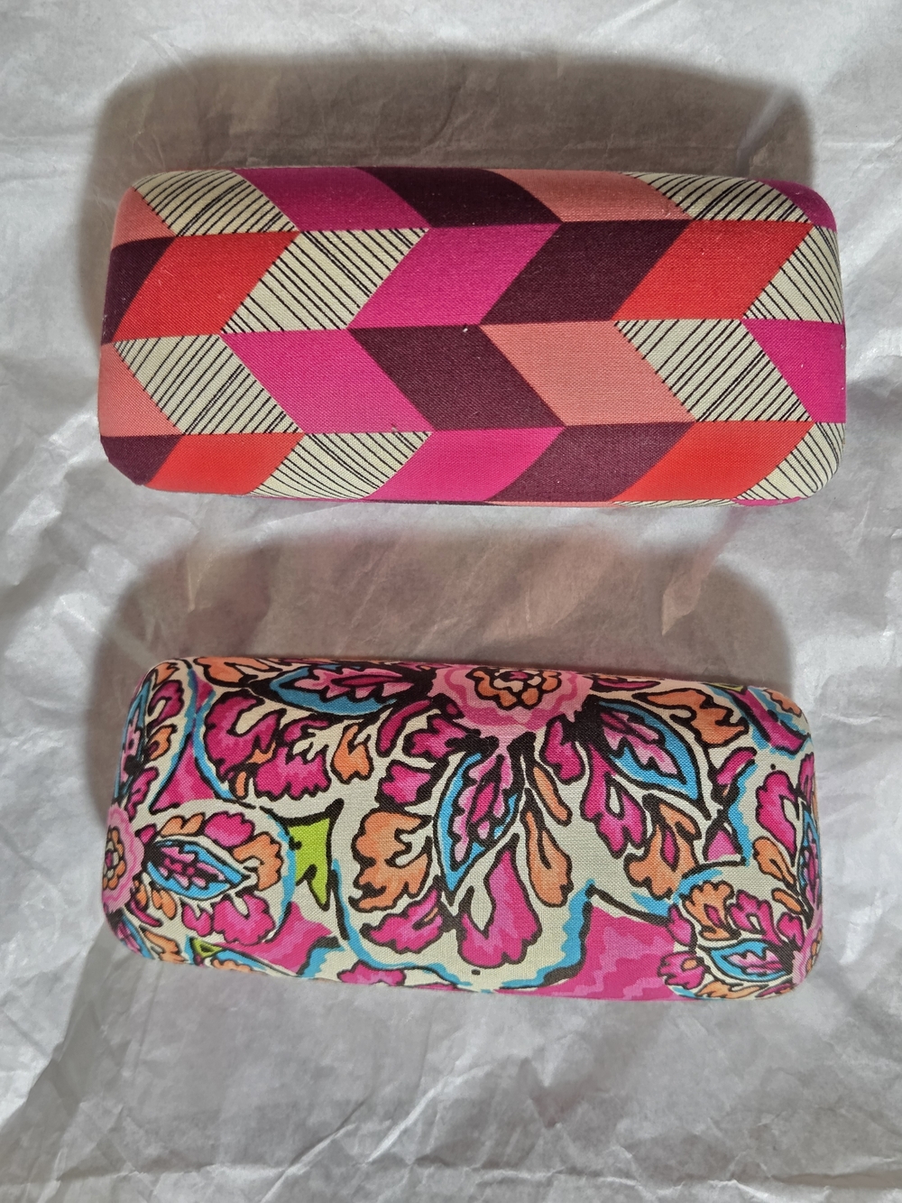Vera Bradley Set Of 2 Pink Multi Patterned Sunglass Cases - NWOT - Picture 1 of 6